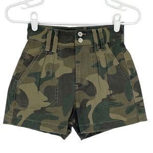 HOLLISTER NWT ULTRA HIGH RISE GREEN CAMO TWILL MOM DENIM SHORTS 00